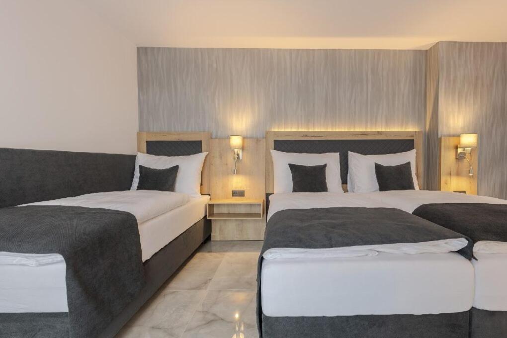 Hotel Triska Brandýs nad Labem-Stará Boleslav Exteriör bild