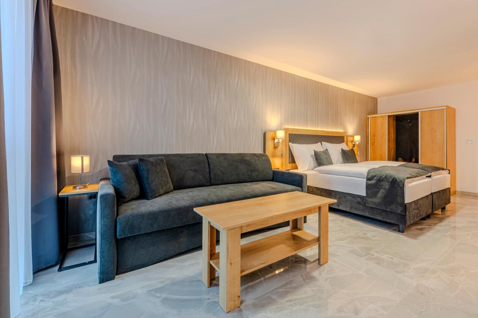 Hotel Triska Brandýs nad Labem-Stará Boleslav Exteriör bild